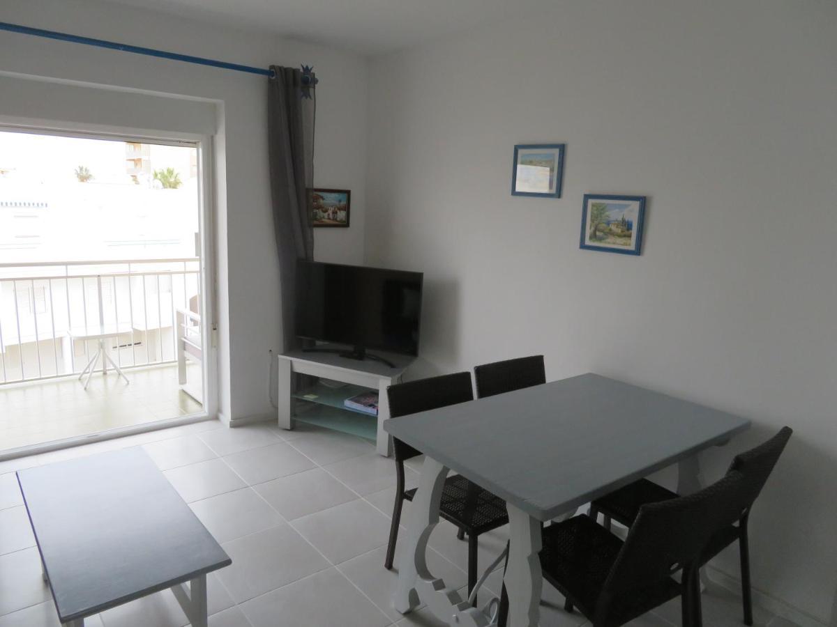 Apartment Elena เดเนีย ภายนอก รูปภาพ