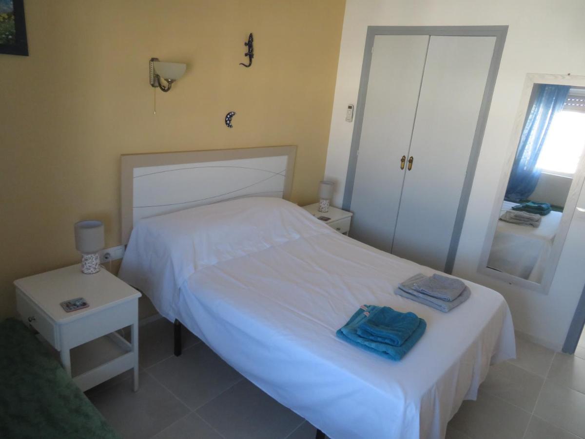 Apartment Elena เดเนีย ภายนอก รูปภาพ